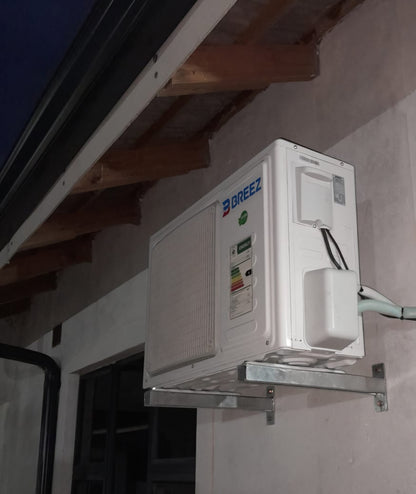 Lounge/Dining Room Air Conditioner 18,000BTU Breez - Installed! In Durban R9750